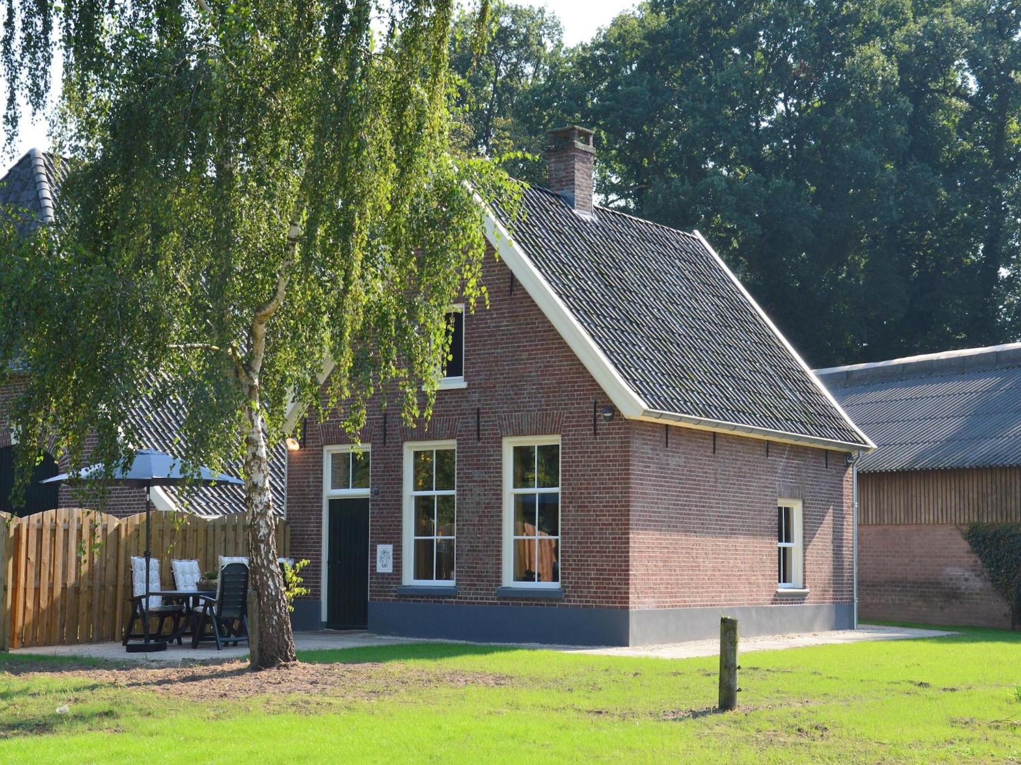 Quaint Farmhouse In Geesteren With Meadow View Geesteren (Gelderland) Exterior foto