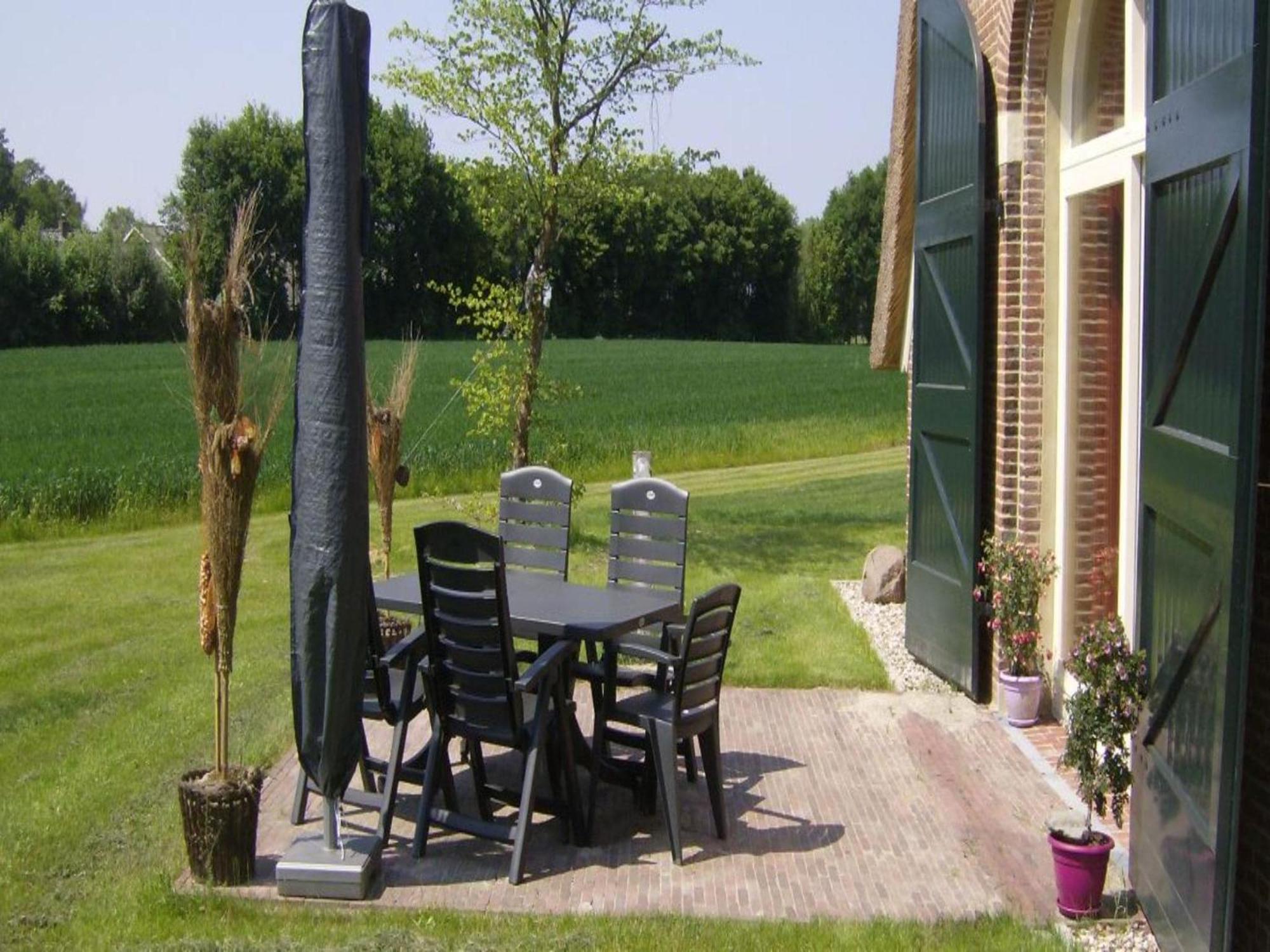 Quaint Farmhouse In Geesteren With Meadow View Geesteren (Gelderland) Exterior foto